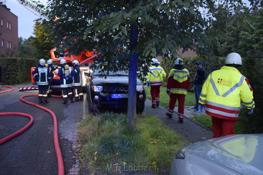 Feuer 2 Y Koeln Suerth Elisabeth Selbertstr P035.JPG - Miklos Laubert